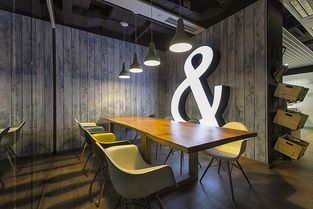 成都办公室设计装修新标杆 四川1769装饰的专业设计服务与效果图解析